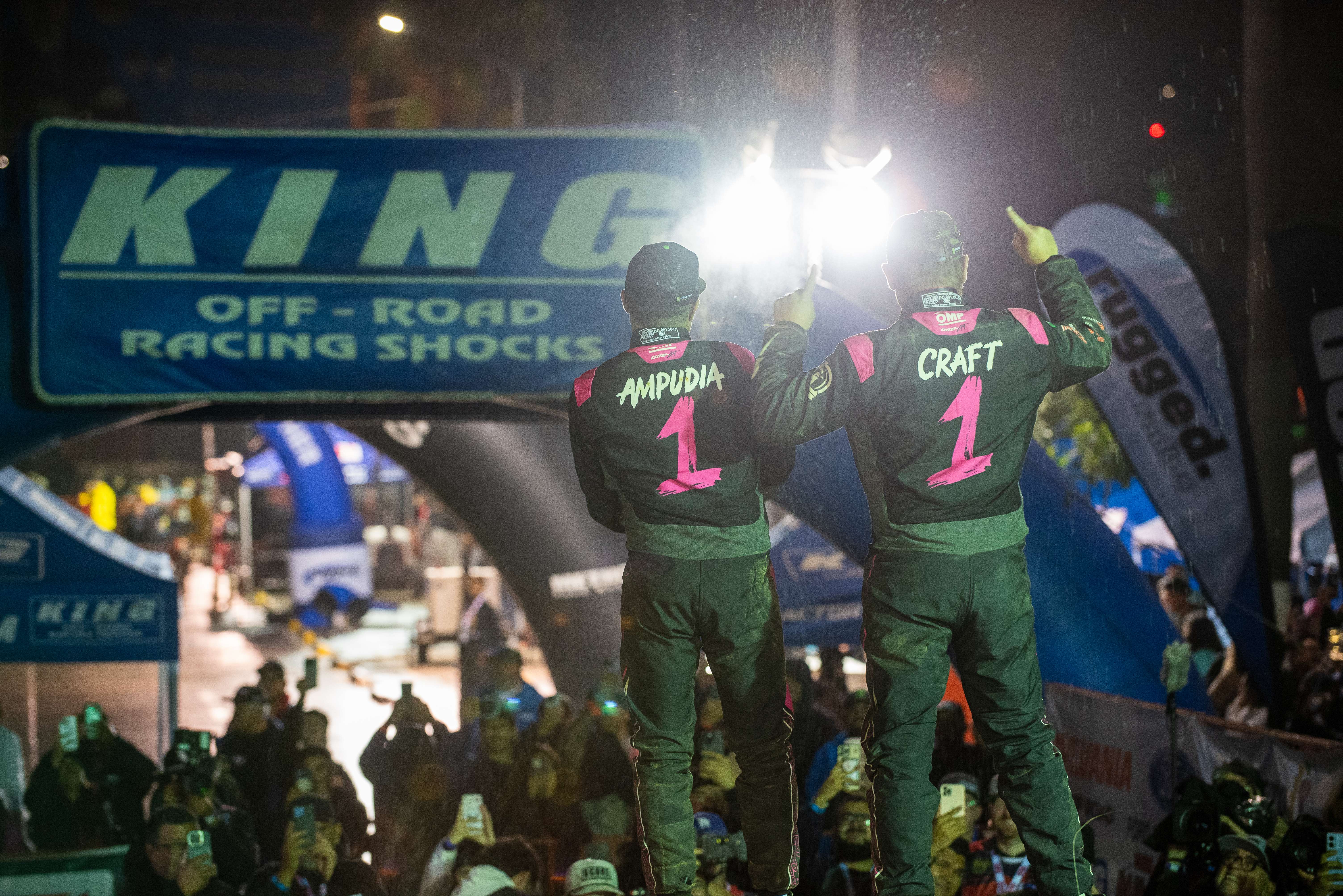 Ampudia, Lynn, Vildosola Sr., Heger and Baldi, the champions of the 2025 SCORE World Desert Championship 