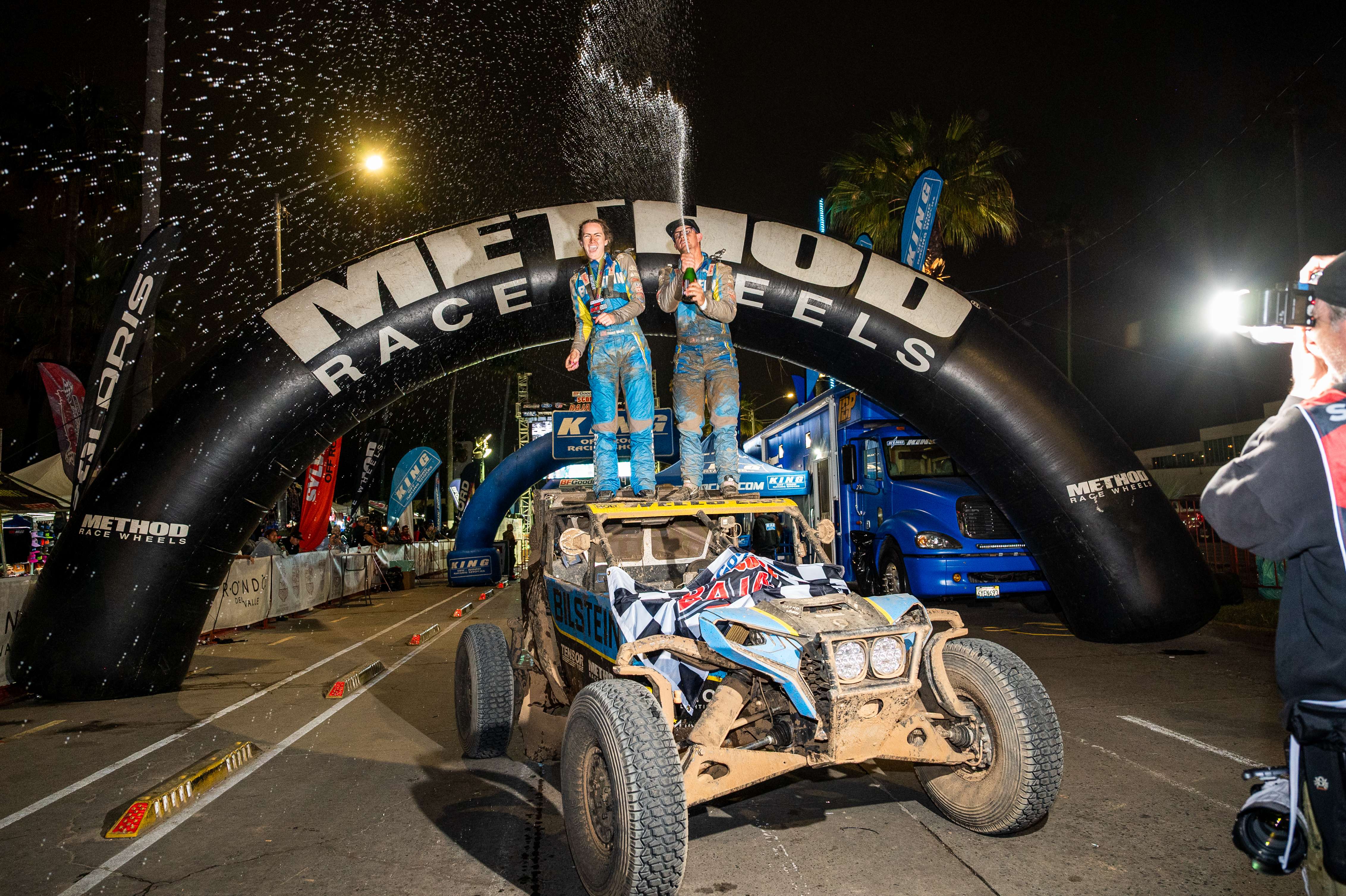 Wells Leads the 2025 SCORE World Desert Championship